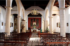 Wnętrze kościoła Iglesia de Nuestra Senora de la Candelaria