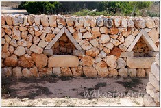 dry stone wall space